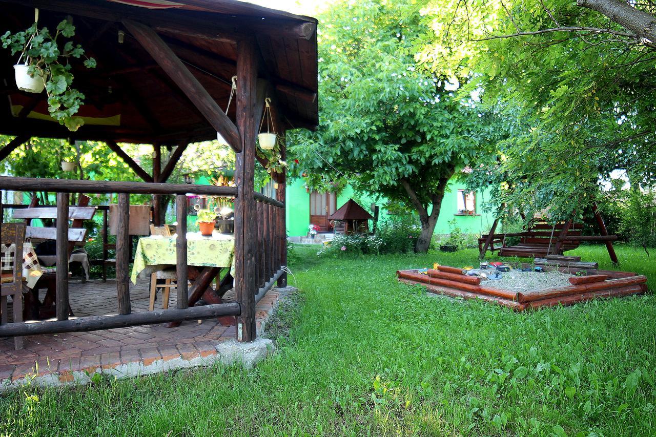 Hotel Csergo Ildiko Vendeghaz Lăzarea Exterior foto